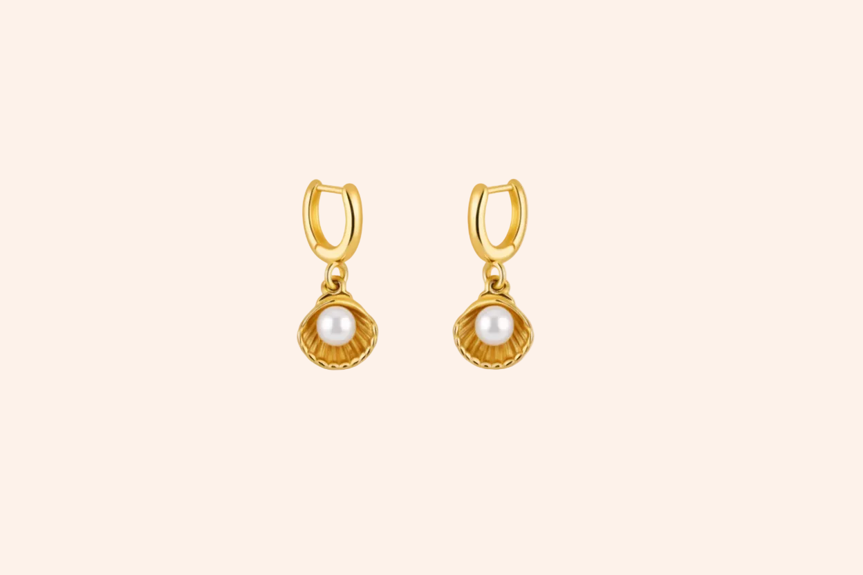 *Shelly Pearl Earrings