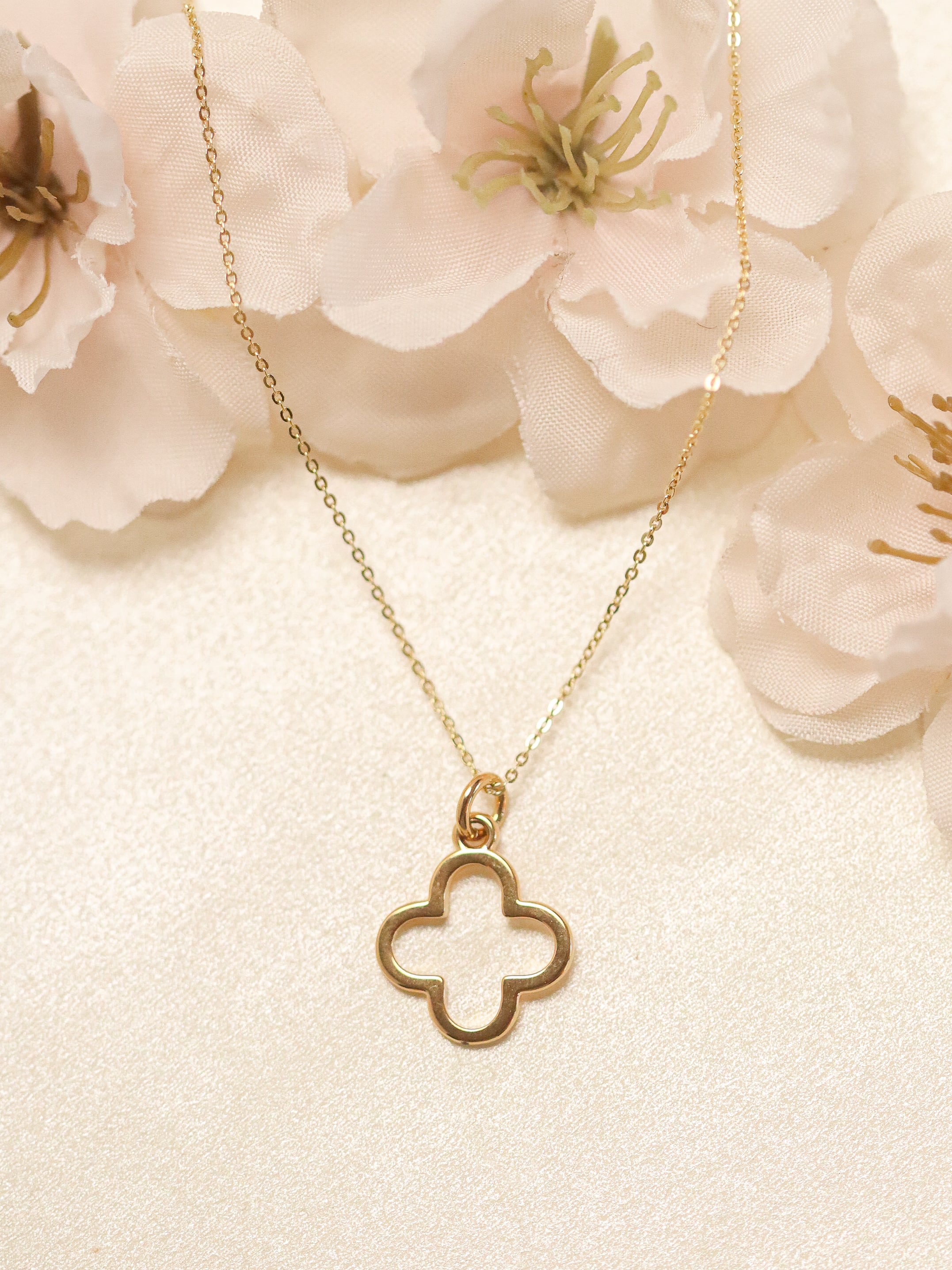Design The Clover Necklace – Vintage Ivy