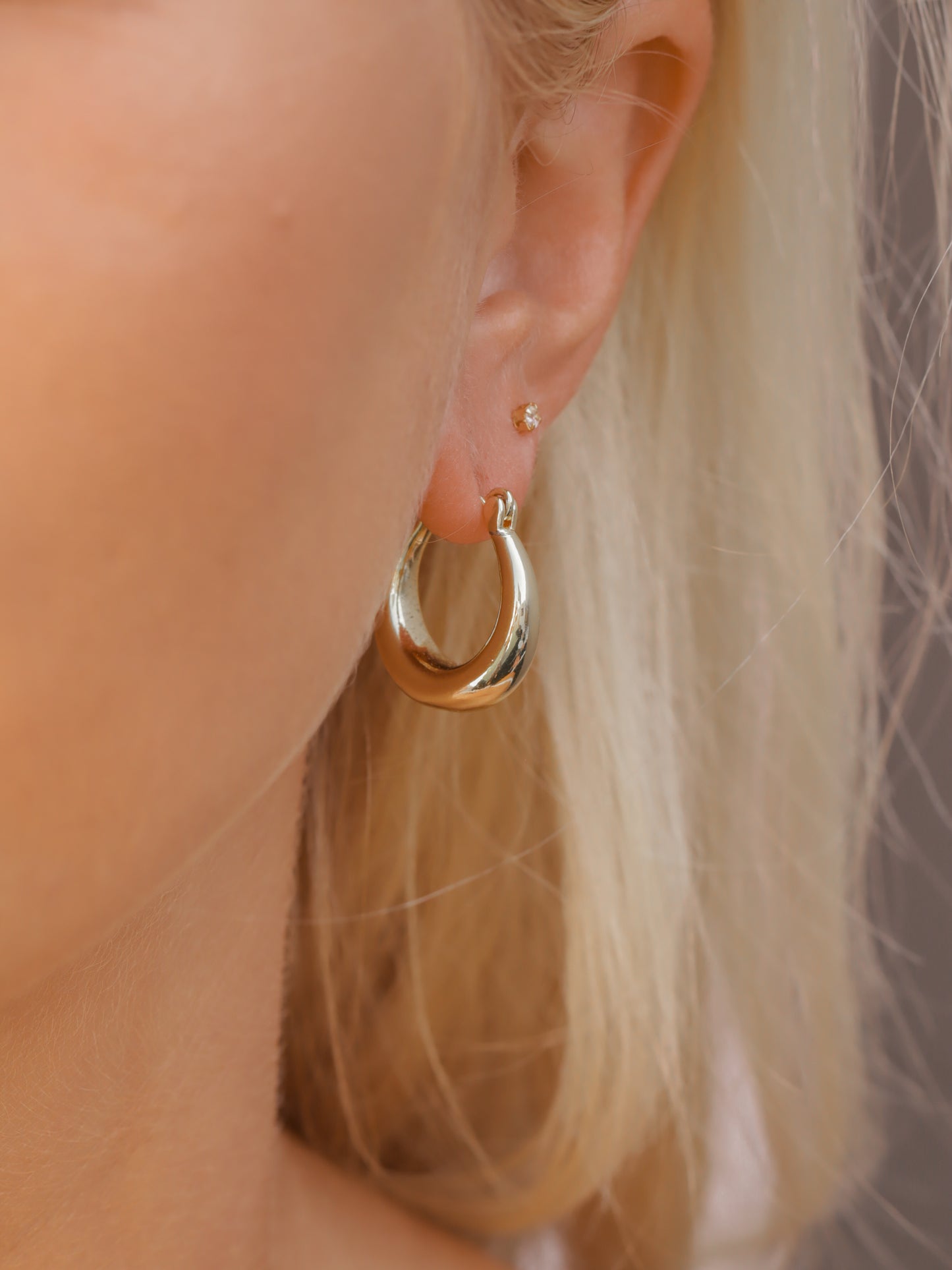 Leilani Hoops