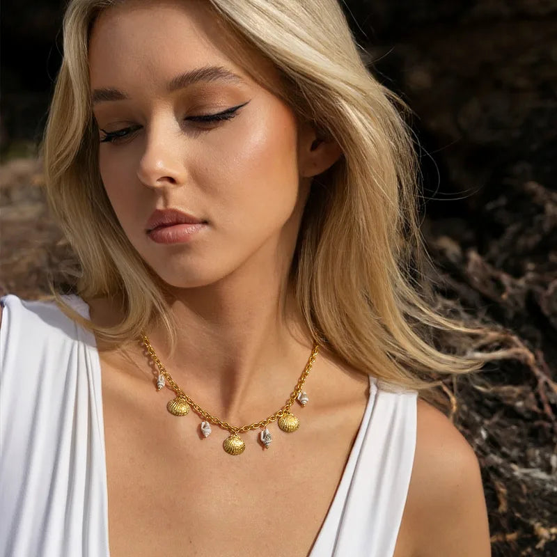 The Shellie Necklace