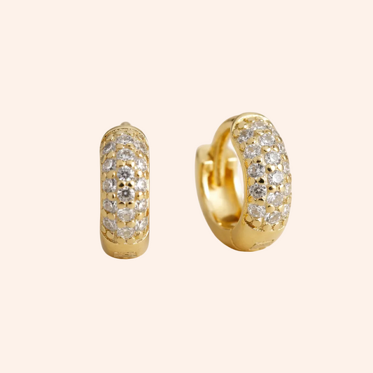 Luci Hoops