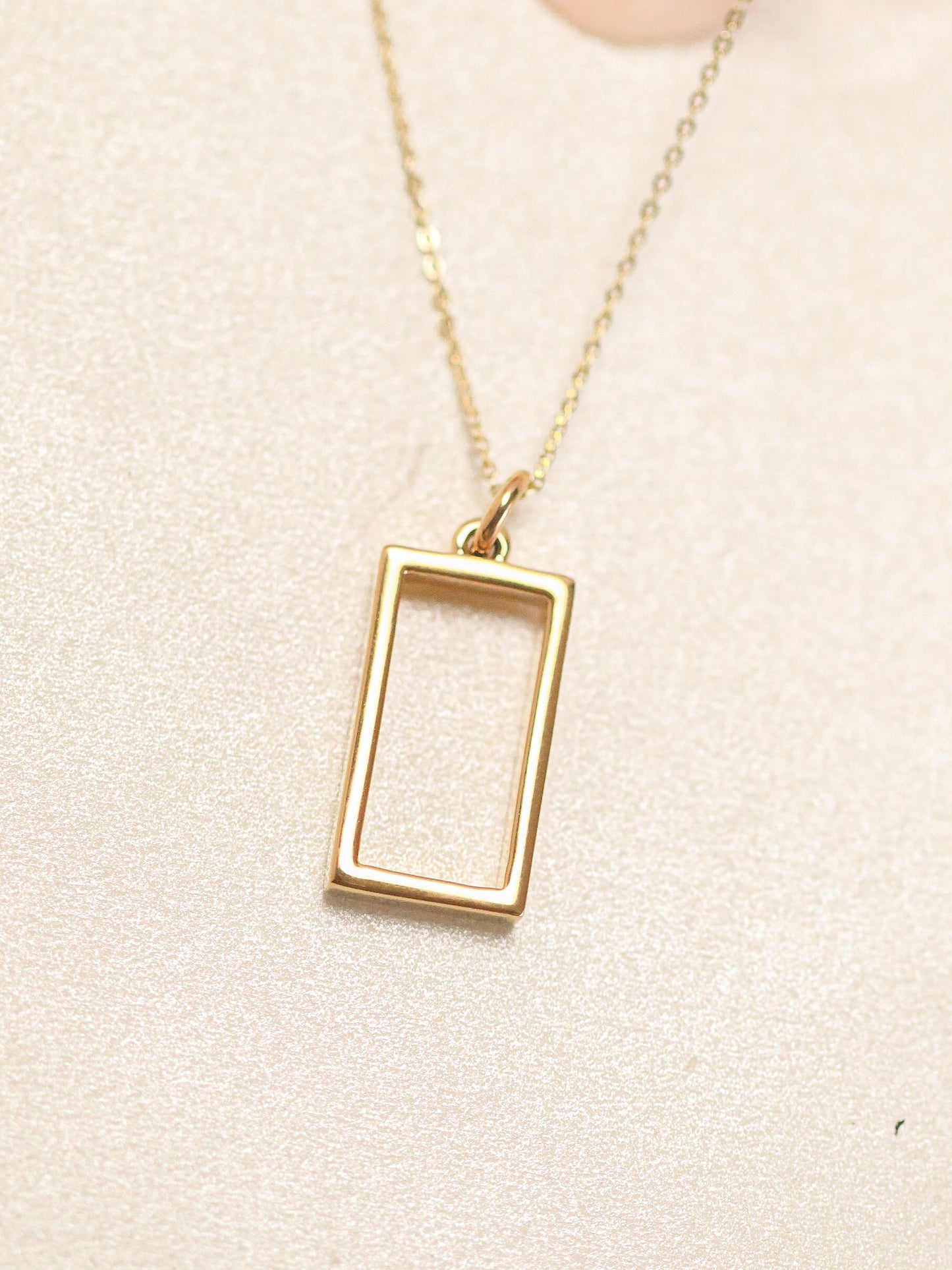 Design The Rectangle Necklace