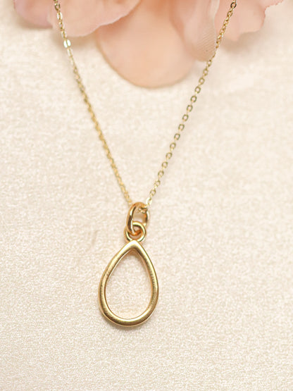 Design The Teardrop Necklace