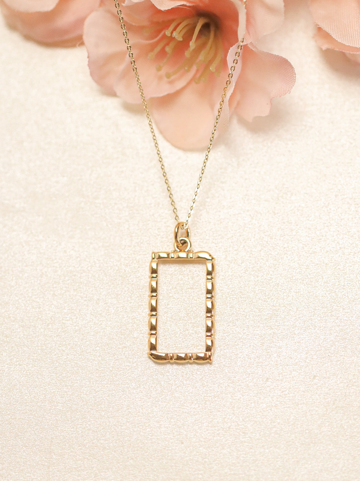 Design The Textured Rectangle Necklace