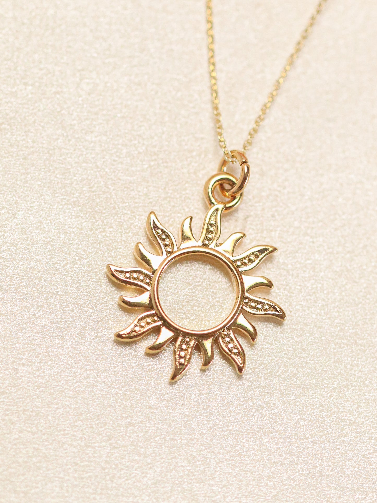 Design The Sun Necklace