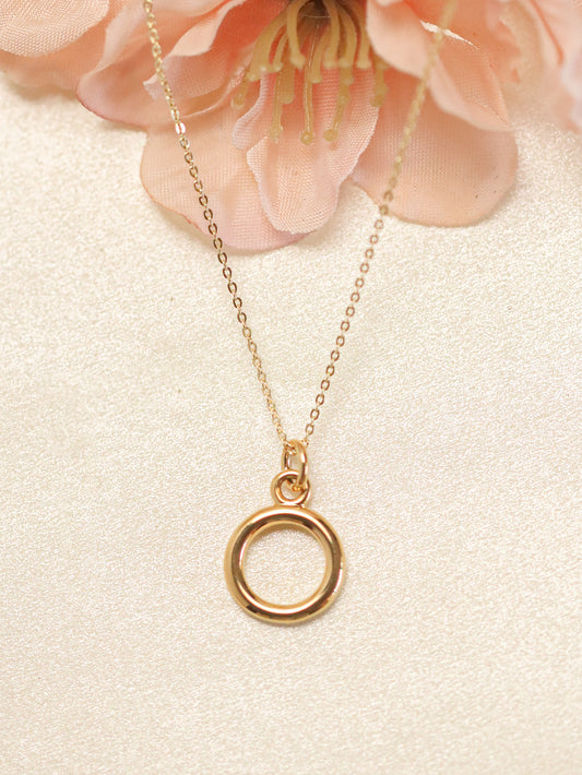 Design The Mini CIrcle Necklace