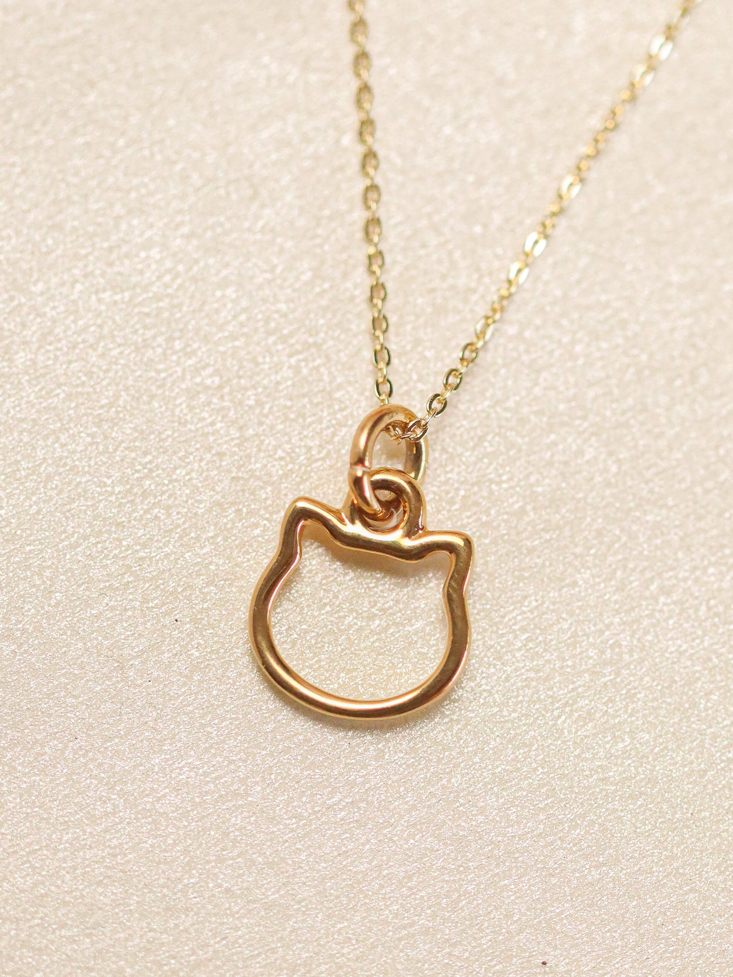 Design The Kitty Necklace