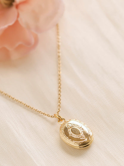 The Vintage Locket Necklace