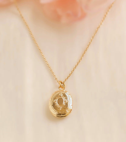 The Vintage Locket Necklace