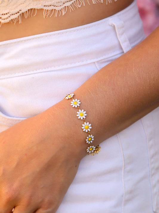 The Daisy Bracelet