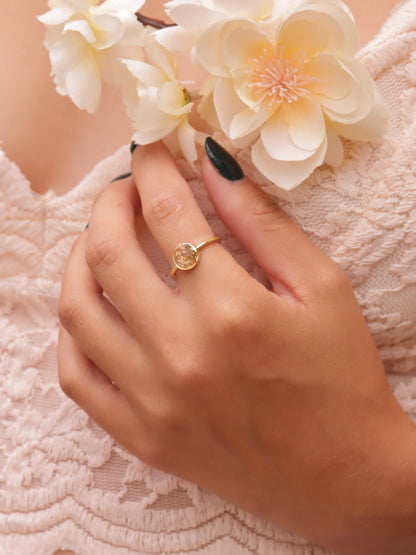 The White Ariah Ring