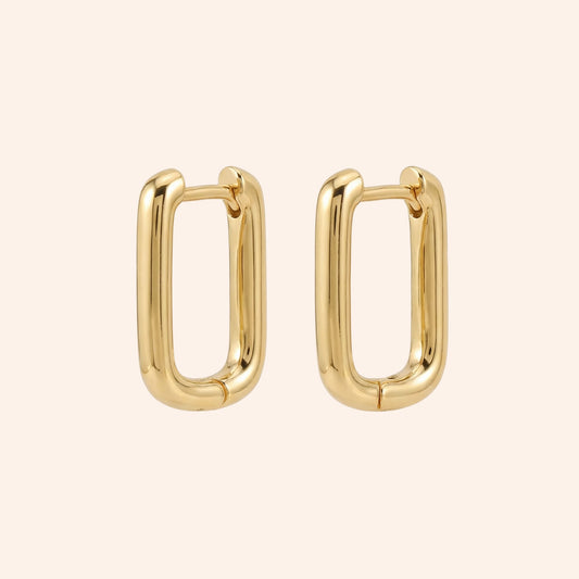 Naomi Hoops